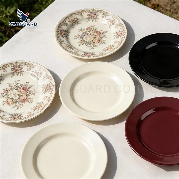 White Ceramic Plate Set With Design suppliers White Ceramic Plate Set With Design suppliers